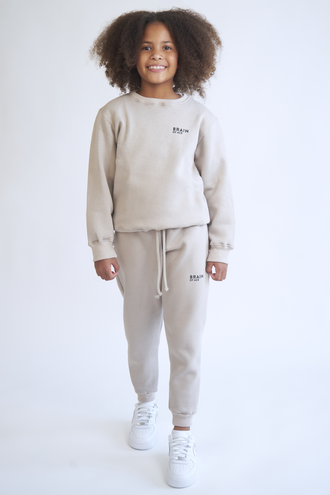 YOUNG MINDS BEIGE